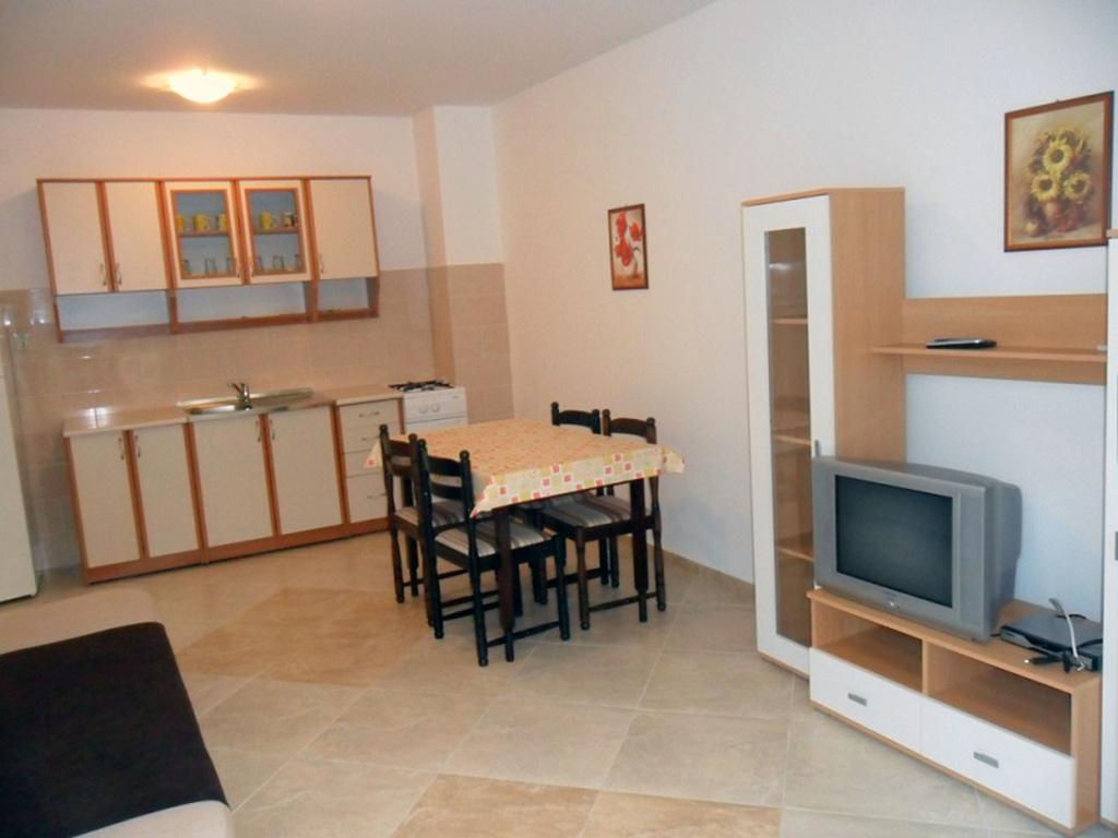 Apartments Mislav Novalja Quarto foto